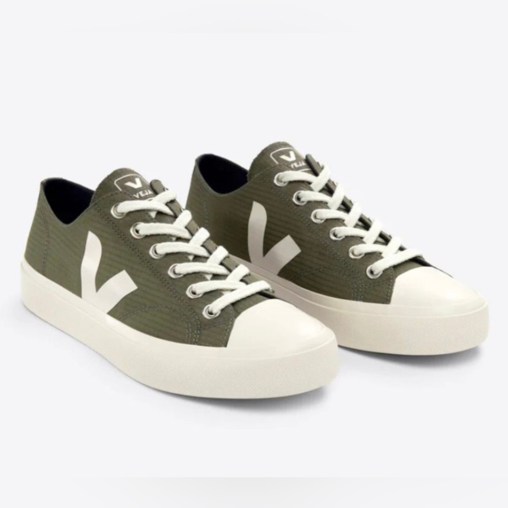 Veja Wata II Low Sneakers Men's 11.5